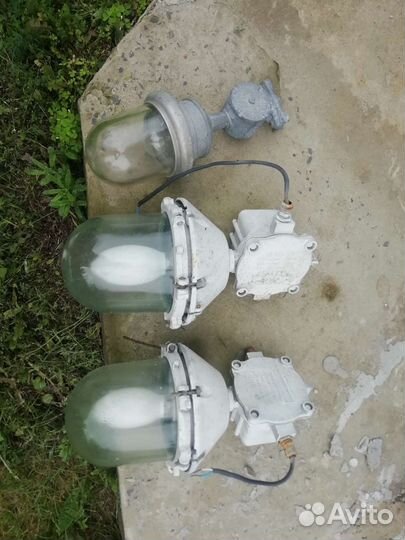 Большие уличные фонари времён СССР