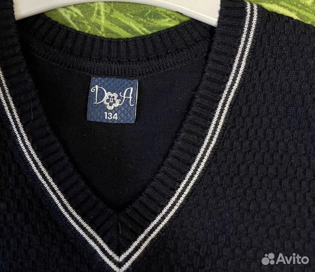 Пиджак + жилет школьный, брюки для мальчика 134см