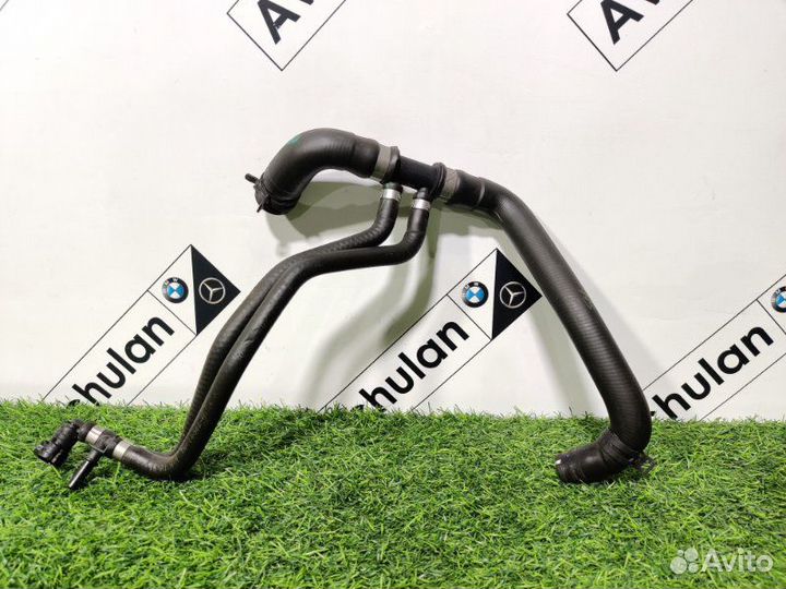 Патрубок системы охлаждения Mercedes-Benz