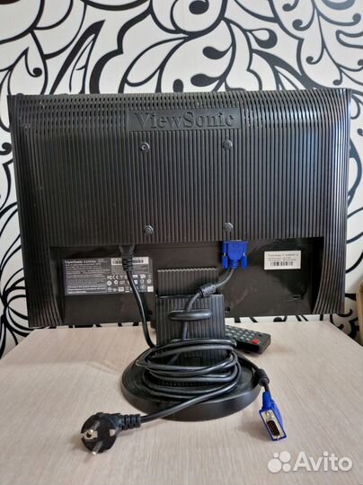 Рабочий монитор 19