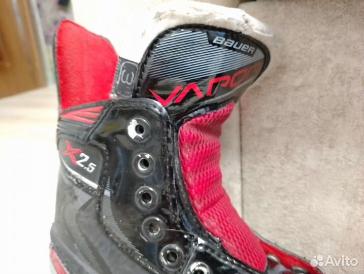 Хоккейные коньки bauer vapor