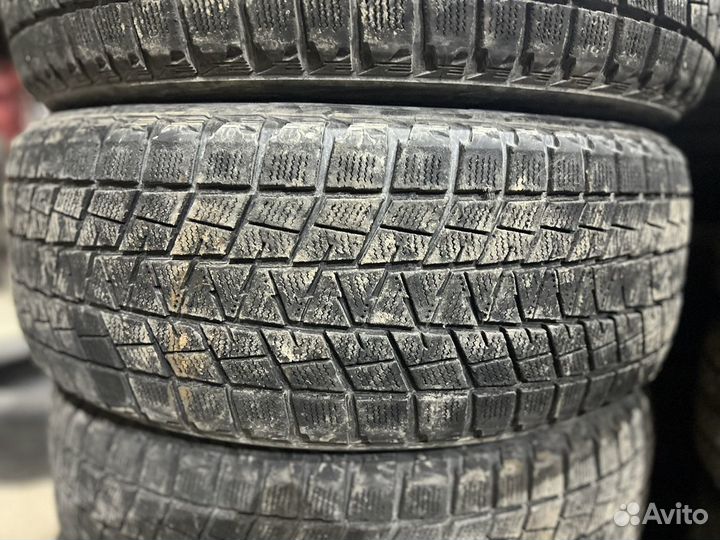 Bridgestone Blizzak DM-V1 235/55 R19