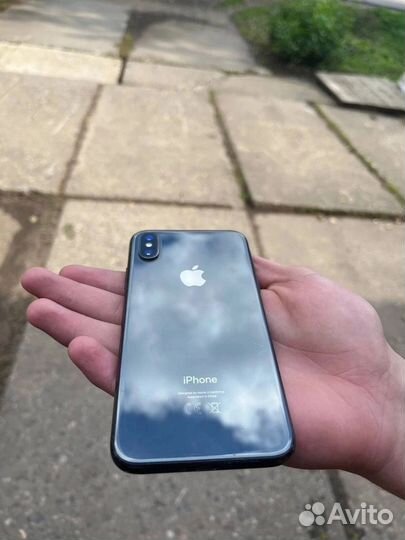 iPhone X, 64 ГБ