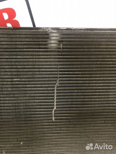 Радиатор охлаждения двигателя Renault Duster 2010