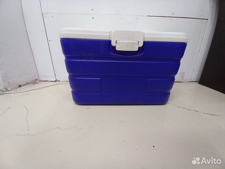 Термоконтейнер (Cooler Box) 40 литров