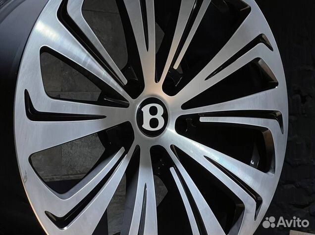 Кованые диски R22 5x130 Bentley Bentayga