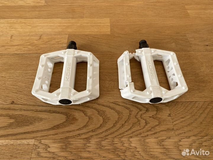 Педали Kore Rivera Thermo 9/16