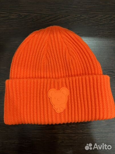 Шапка новая