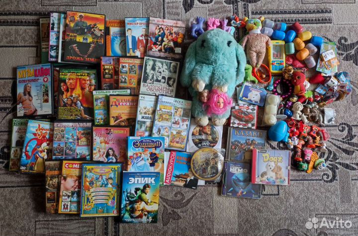 Кролик-сумка, диски+игрушки для детей(цена за всё)