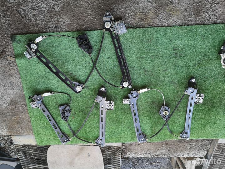 Механизм трапеция на VW Passat 2008-2017 CC