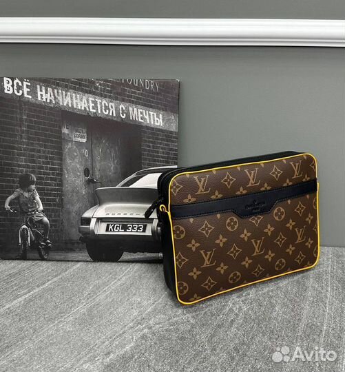 Сумка Louis Vuitton