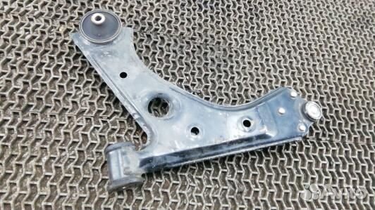Рычаг передний нижний правый opel corsa D (1BL04LM