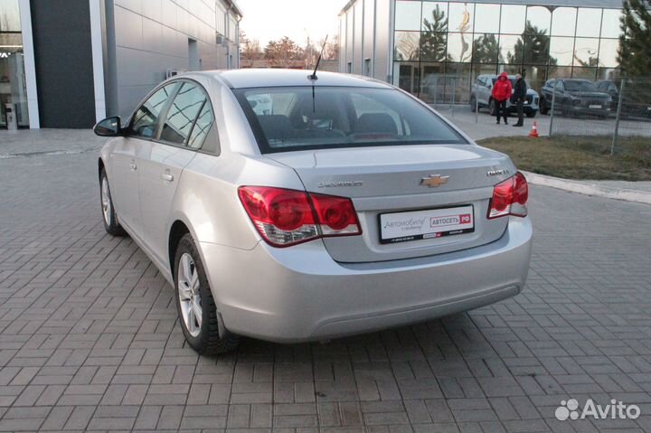 Chevrolet Cruze 1.6 AT, 2009, 82 785 км