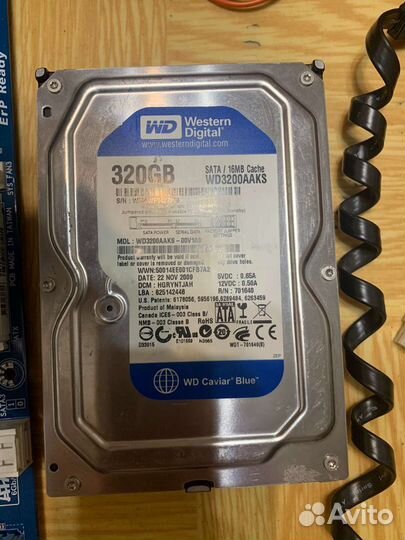 Материнская плата с процессором i3 и памятью