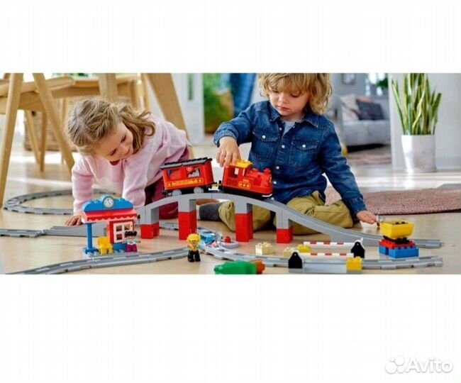 Lego поезд
