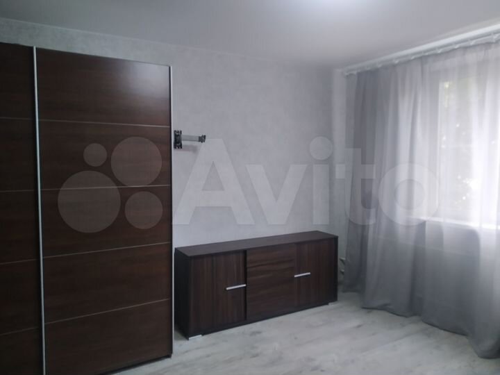 2-к. квартира, 54 м², 4/12 эт.