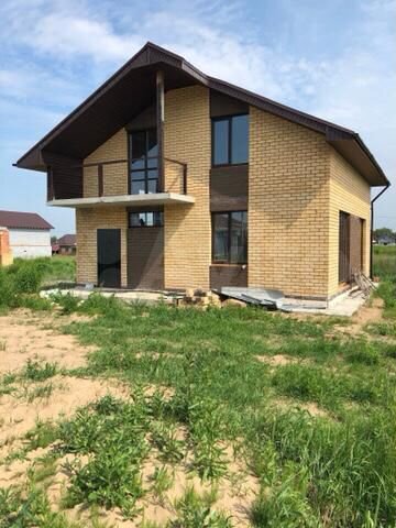 Коттедж 152 м² на участке 10 сот.