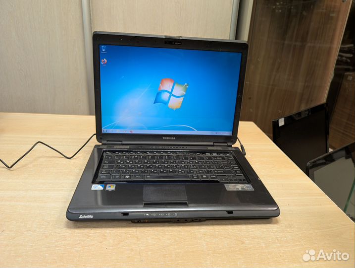 Ноутбук Toshiba Satellite L300 15.4