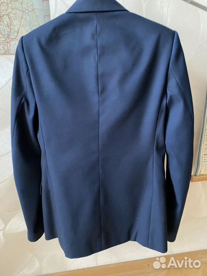 Школьный пиджак 158, в подарок джемпер