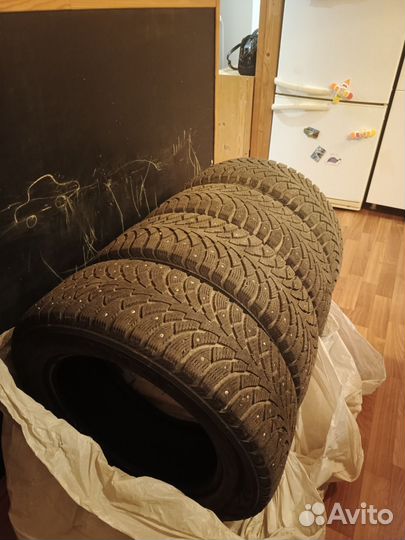 Nokian Tyres Hakkapeliitta 8 205/60 R16