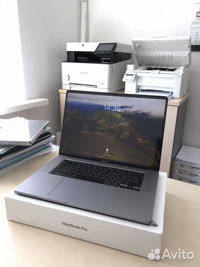 Macbook pro 16 2019 i9 1TB Space Gray