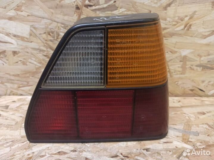 Фонарь правый Volkswagen Golf 2