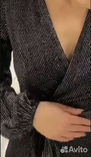 Комбинезон женский нарядный 44