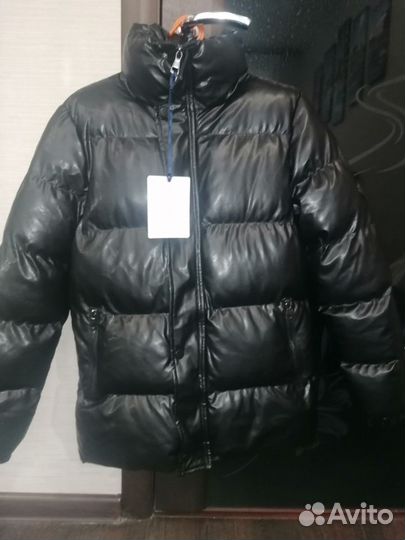 Зимний пуховик Moncler