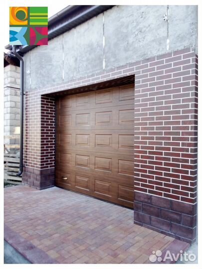 Секционные ворота для гаража alutech