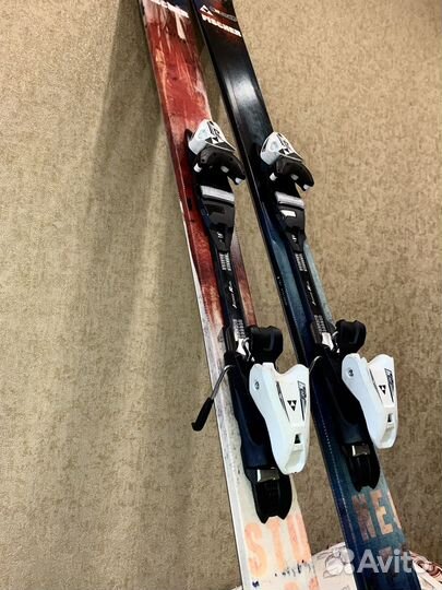 Горные лыжи 161 комплект и ботинки