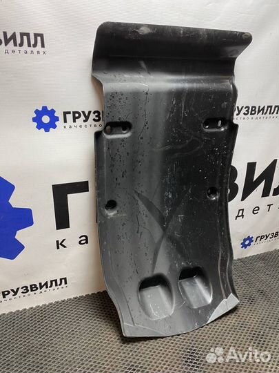 Крыло кабины Renault T 7482212926