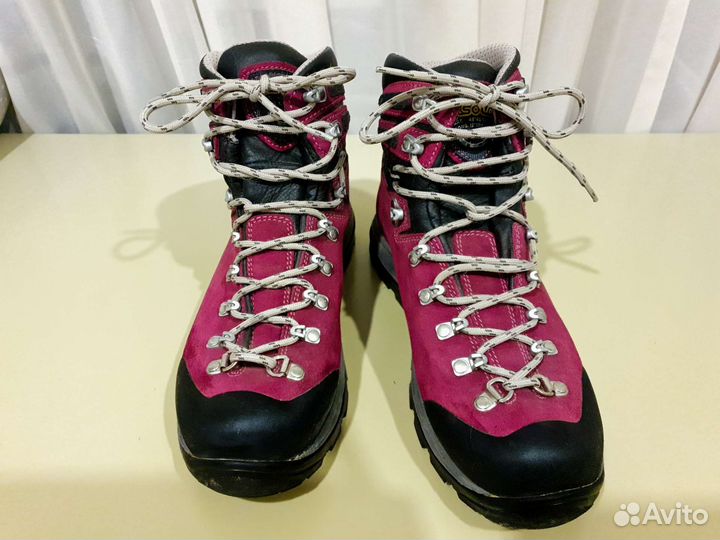 Треккинговые ботинки женские Asolo