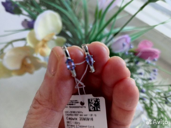 Серебряные серьги с танзанитом новые