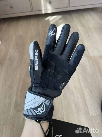 Перчатки мотоциклетные женские новые