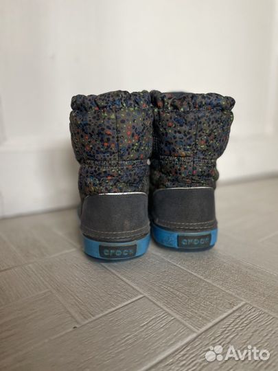 Демисезонные сапоги crocs c10