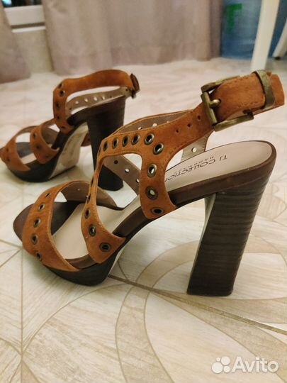 Босоножки женские 37 размер