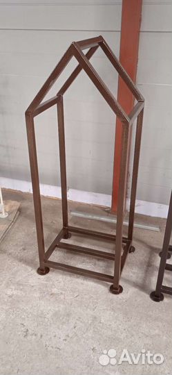 Металлическая дровница