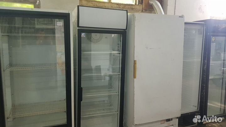 Холодильный шкаф