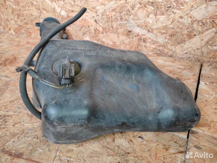 Бачок омывателя Mercedes C-Class W 204 OM 646 2007