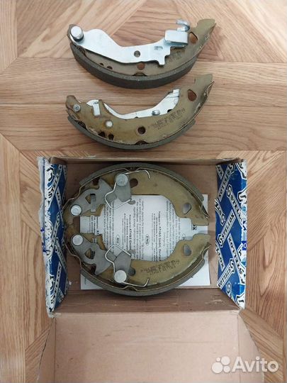 Тормозные колодки задние на fiat Punto 2