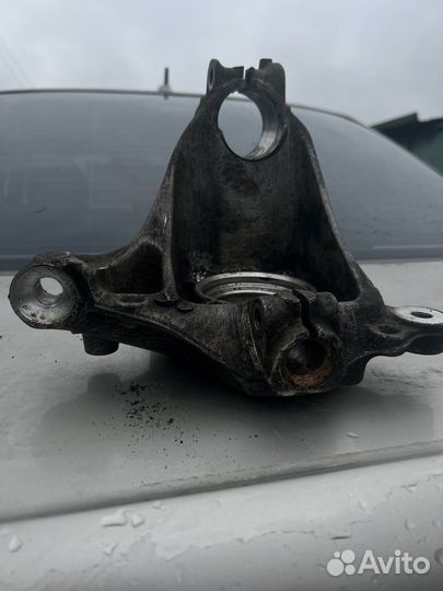 Кулак поворотный левый bmw x1 x2 f48 f45