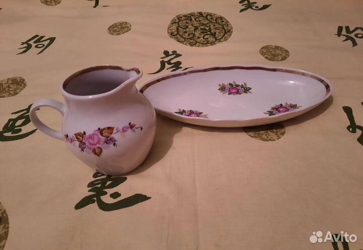 Фарфоровый чайный набор, молочник,селедочница