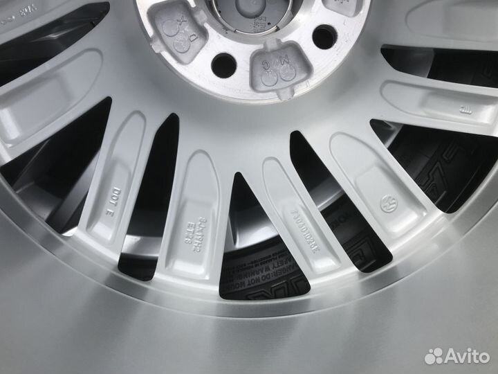 Оригинальные колеса Volkswagen Touareg III R19