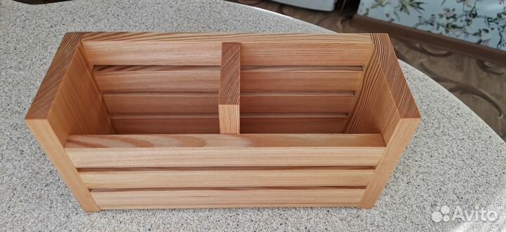 Подставка для столовых приборов из дерева