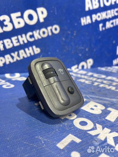 Кнопка корректора фар Hyundai Accent седан 2007