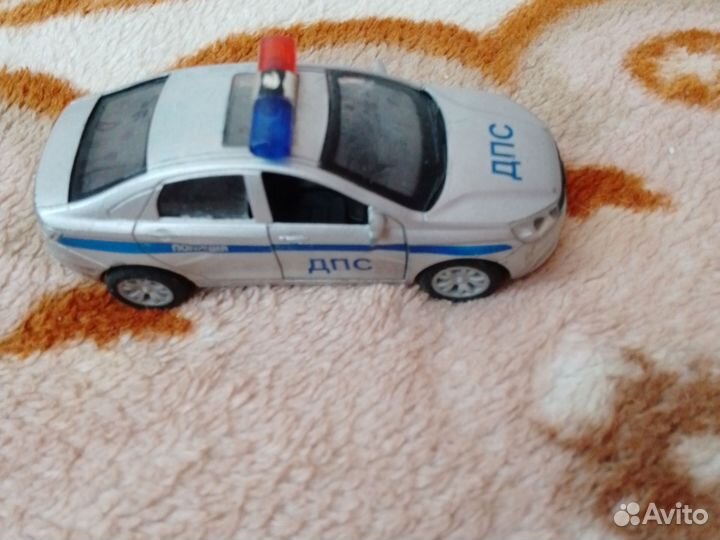 Полицейская игрушка