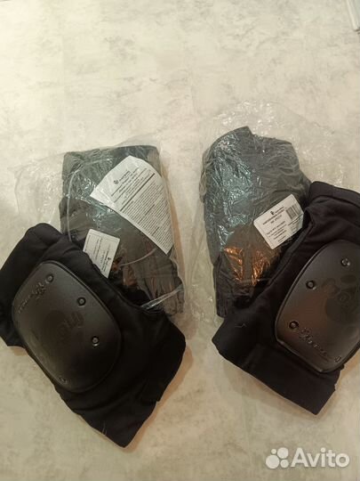 Наколенники