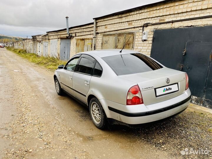 Volkswagen Passat 2.0 МТ, 2001, 450 000 км