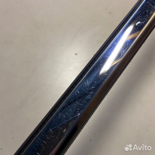 Молдинг стекла передний правый Geely Monjaro