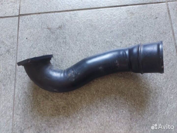 Патрубок интеркулера Mitsubishi L200 внедорожник